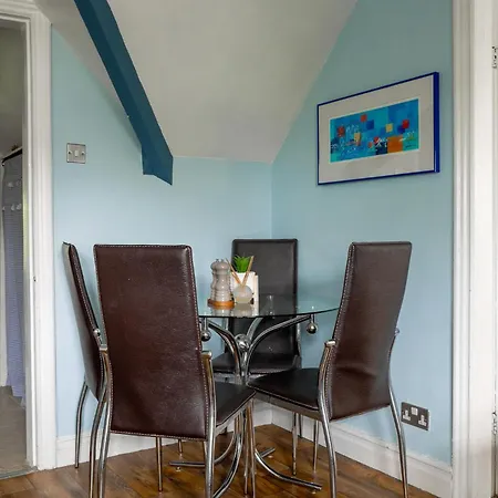 Διαμέρισμα Cosy 1 Bed Flat In
